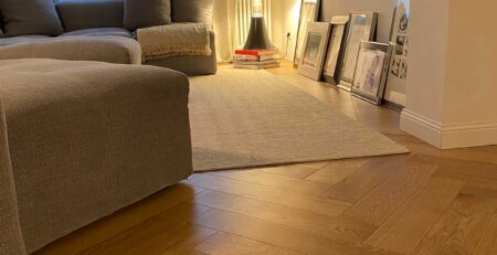 Parquet WINco en espiga Salty 120x600 mm Select en salón señorial de la Bonanova