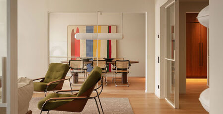 Suelo de lamas anchas WINco San Francisco en salón contemporáneo